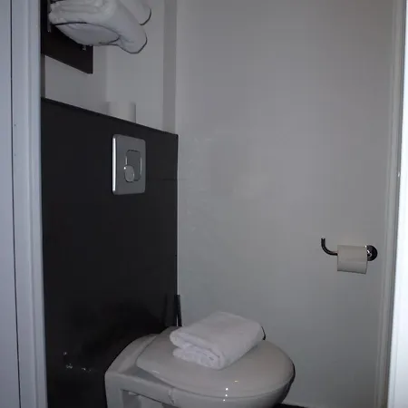 Готель Primo Centre 2*
