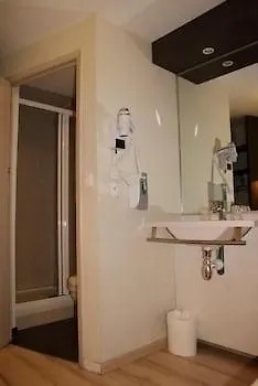 Primo Centre Готель 2*