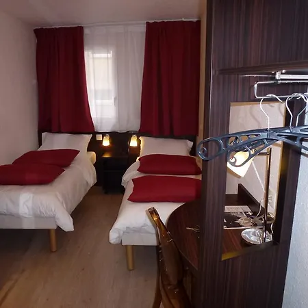 Готель Primo Centre 2*