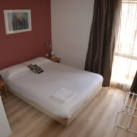 Primo Centre Hotel