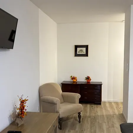 Primo Centre Hotel 2*