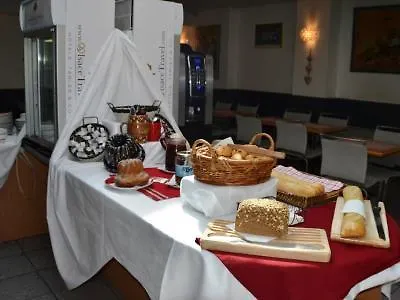 Primo Centre 2*