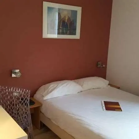 Primo Centre 2*