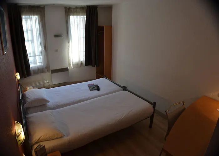 Готель Primo Centre 2*