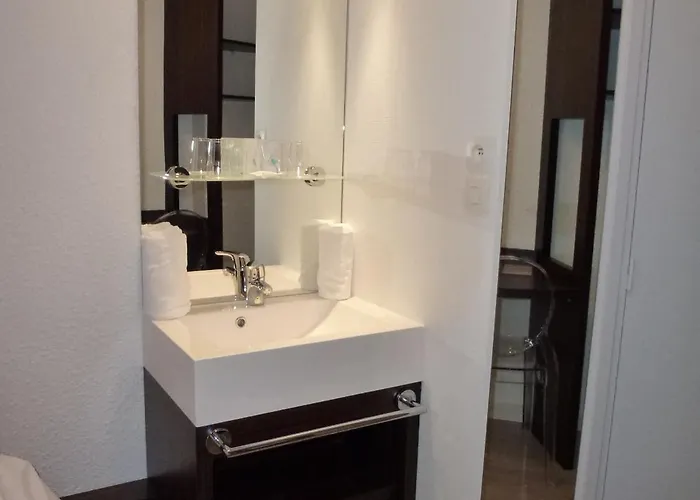 Готель Primo Centre 2*