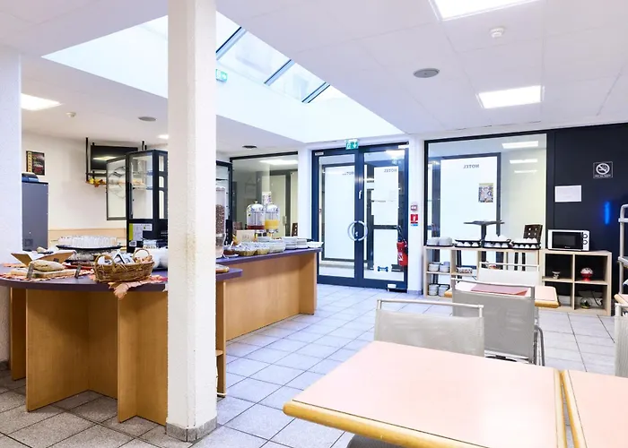 Отель Primo Centre