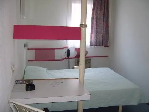 Primo Centre Отель 2*